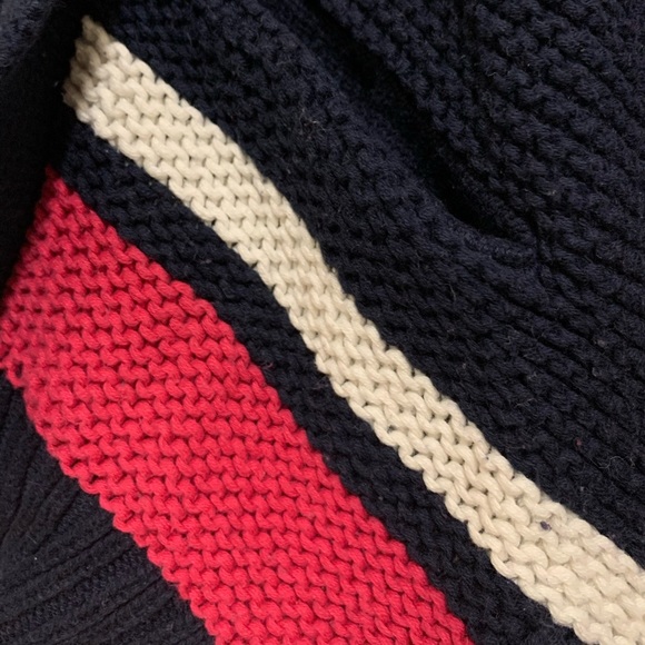 Gap long back knit sweater with front pockets - Picture 3 of 3